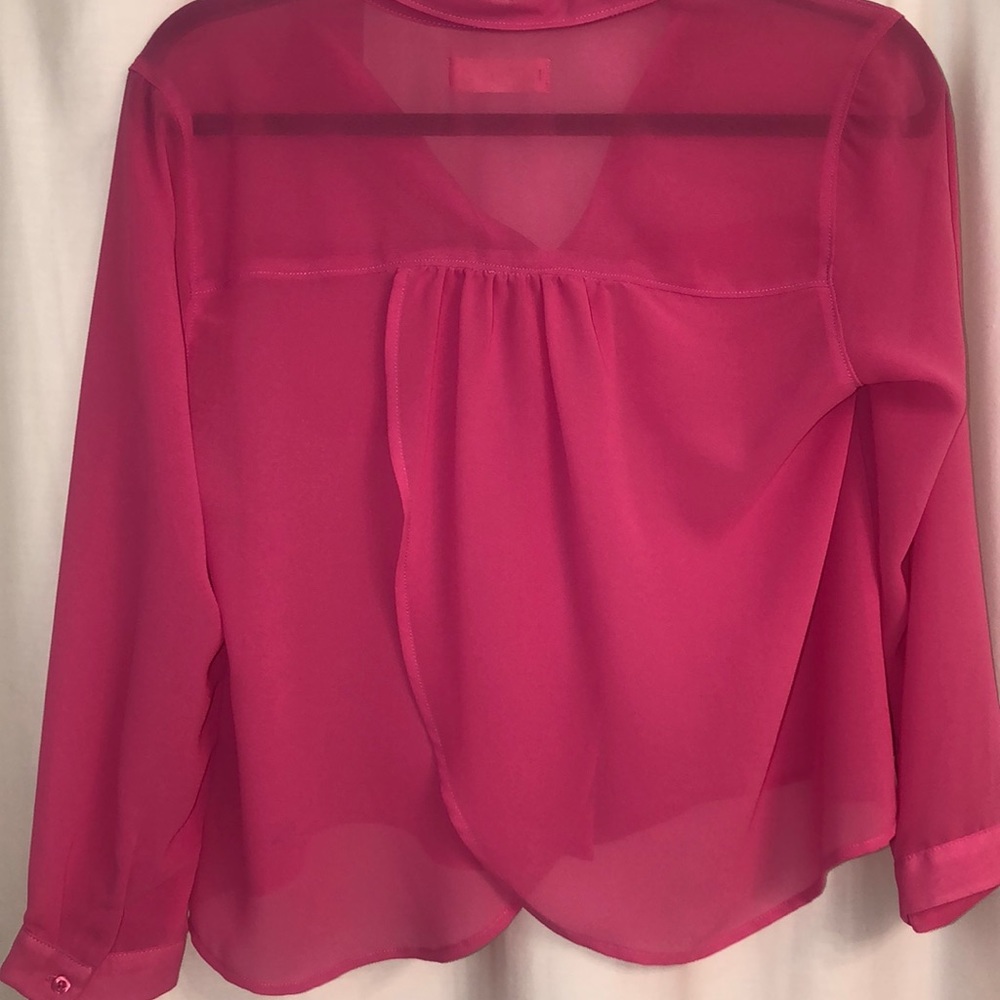 Hollister - Picture 2 of 2